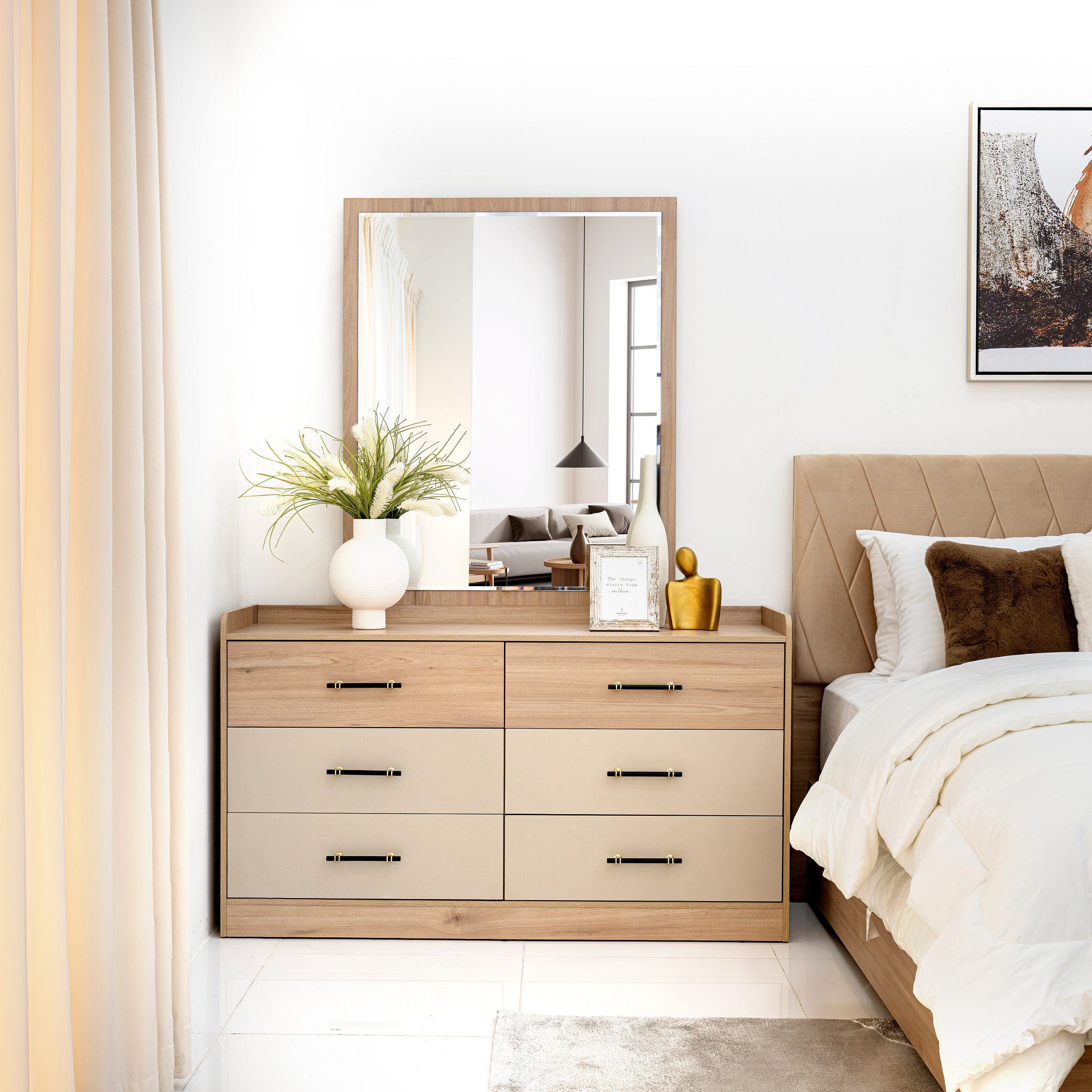 Dresser with shop mirror drawers