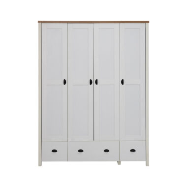 Safari Wardrobe