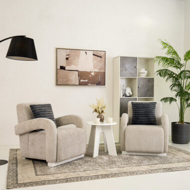 The Ashi Lounge chair with Table