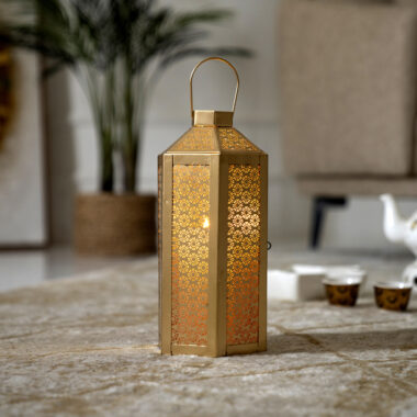 Chloe Metal cutout gold lantern 15X15X30CM