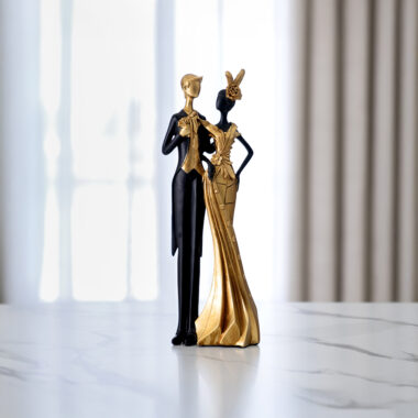 Rayn Polyresin Black and Gold Couple Accent 35.5CM