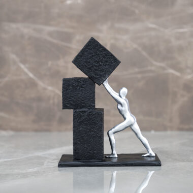Auric Polyresin Hardworking Man Accent -22.5CM
