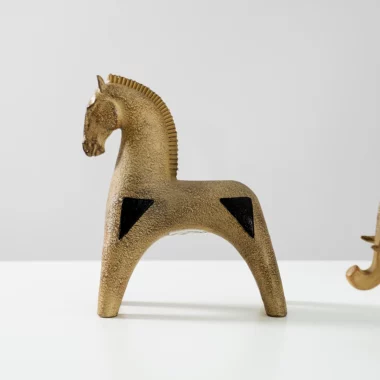 Blake Resin Textured Horse 22.3×8.8×25.5cm