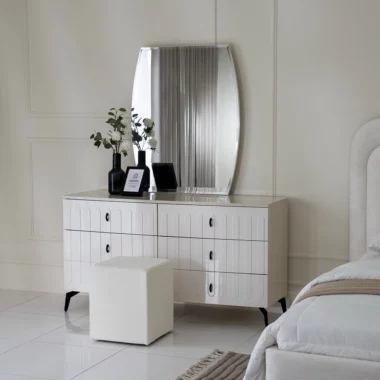 Raffles Dresser Mirror With Stool