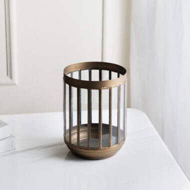 Mesa metal antique finish Candle holder