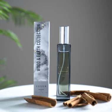 Lueur Sandal Wood Room Spray -100ml