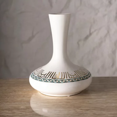 Taliah Ceramic Vase White/Gold -25x25x29cm